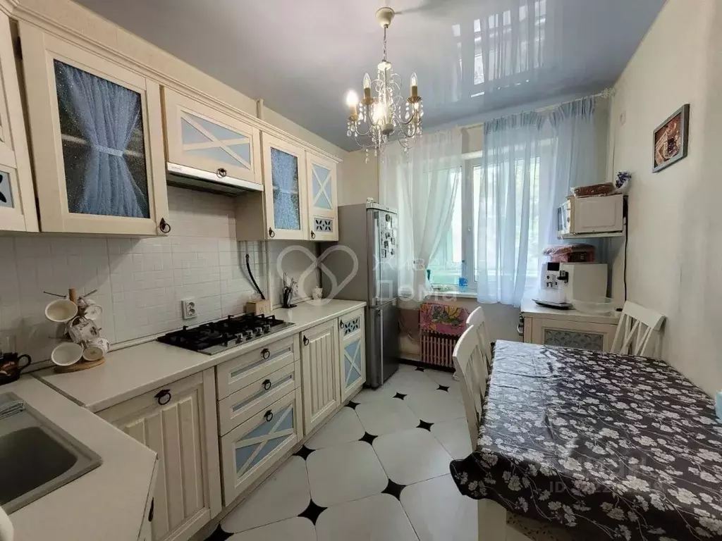 3-к кв. Волгоградская область, Волгоград бул. 30-летия Победы, 56 ... - Фото 1