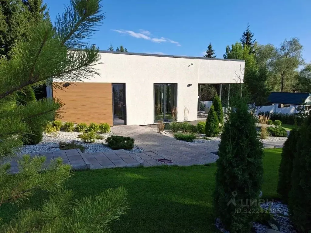 Коттедж в Башкортостан, Иглинский район, с. Акбердино  (250 м) - Фото 1