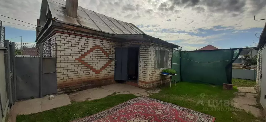 Дом в Саратовская область, Энгельс ул. Мичурина, 57 (63 м) - Фото 1