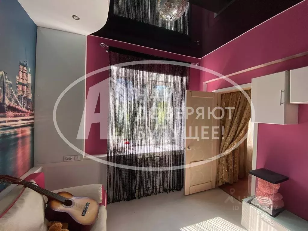3-к кв. Пермский край, Лысьва ул. Мира, 18 (55.0 м) - Фото 1