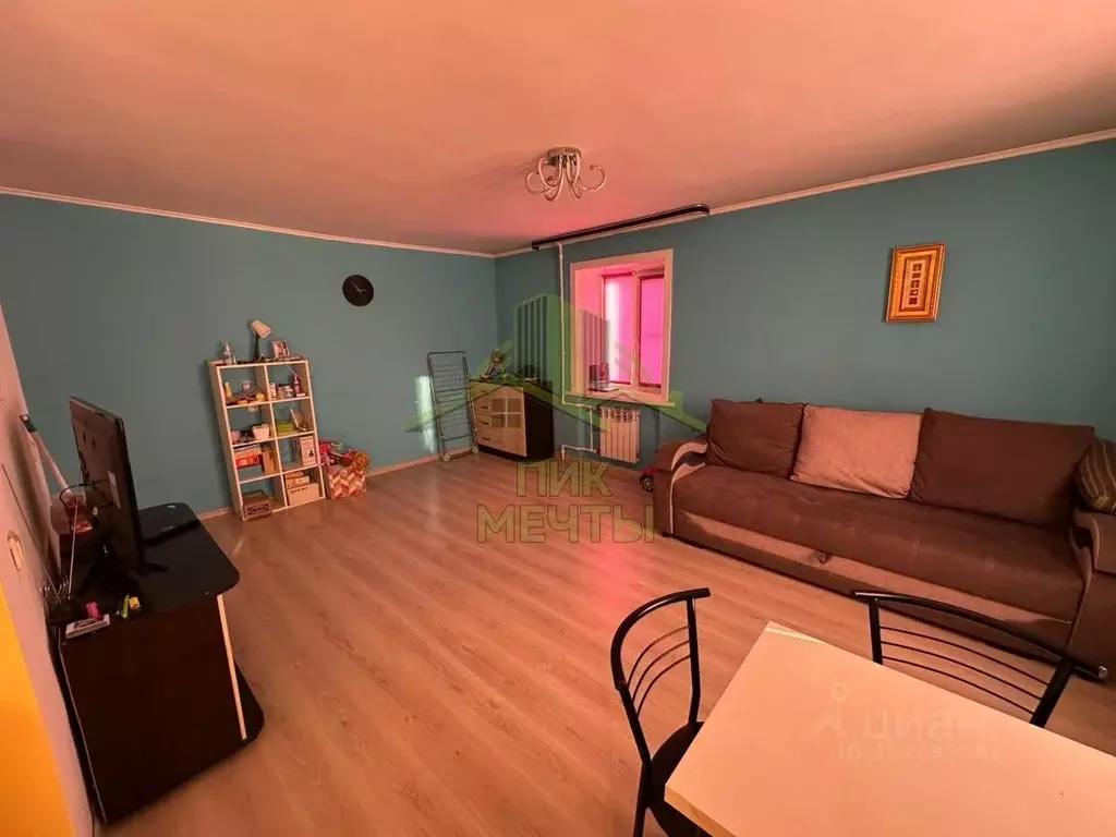 2-к кв. Бурятия, Улан-Удэ просп. 50-летия Октября, 6 (41.4 м) - Фото 1