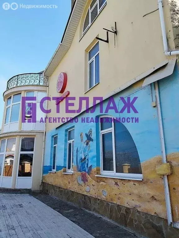 Дом в Феодосия, улица Пушкина, 7 (700 м) - Фото 1