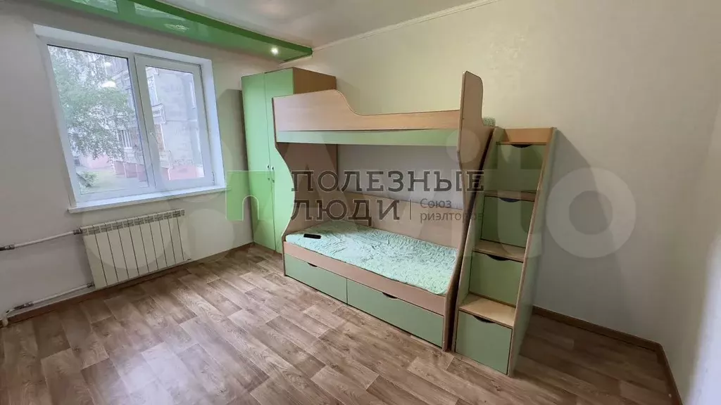 2-к. квартира, 50 м, 1/9 эт. - Фото 1