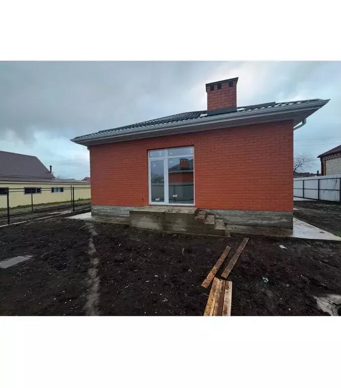 Дом в Старомышастовская, Красная улица (80 м) - Фото 0