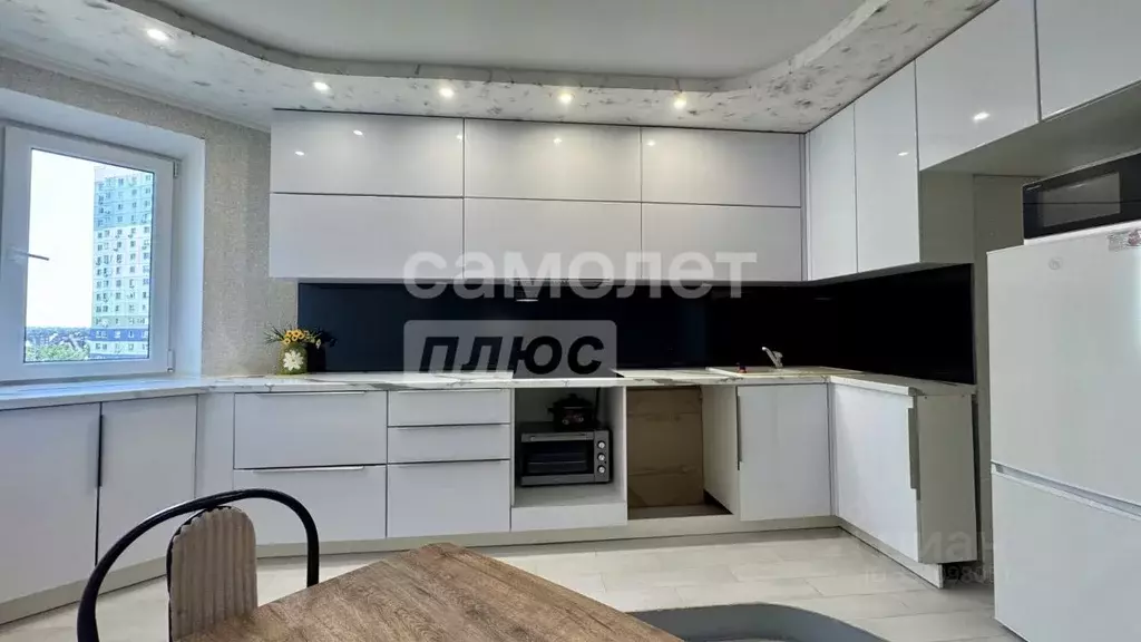 3-к кв. Московская область, Домодедово Южный мкр, ул. ... - Фото 1