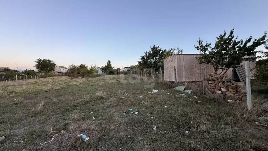 Участок в Крым, Симферопольский район, с. Мирное ул. Северная (8.0 ... - Фото 1