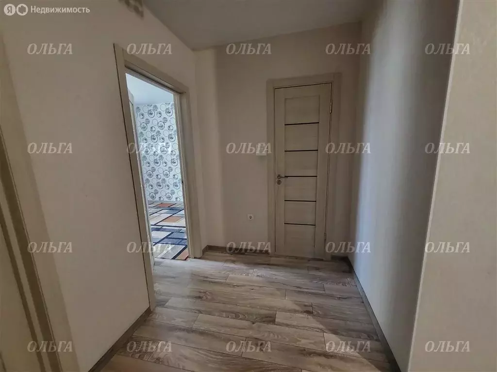 4-комнатная квартира: Биробиджан, улица Шолом-Алейхема, 15 (106.8 м) - Фото 0