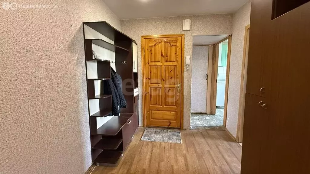 3-комнатная квартира: Псков, Госпитальная улица, 17 (61.9 м) - Фото 1