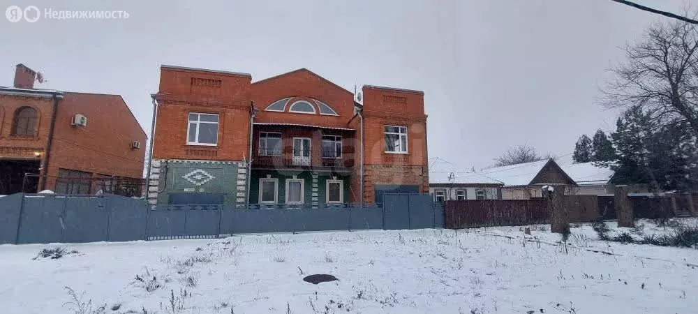 Дом в Новочеркасск, Гвардейская улица (135 м) - Фото 1