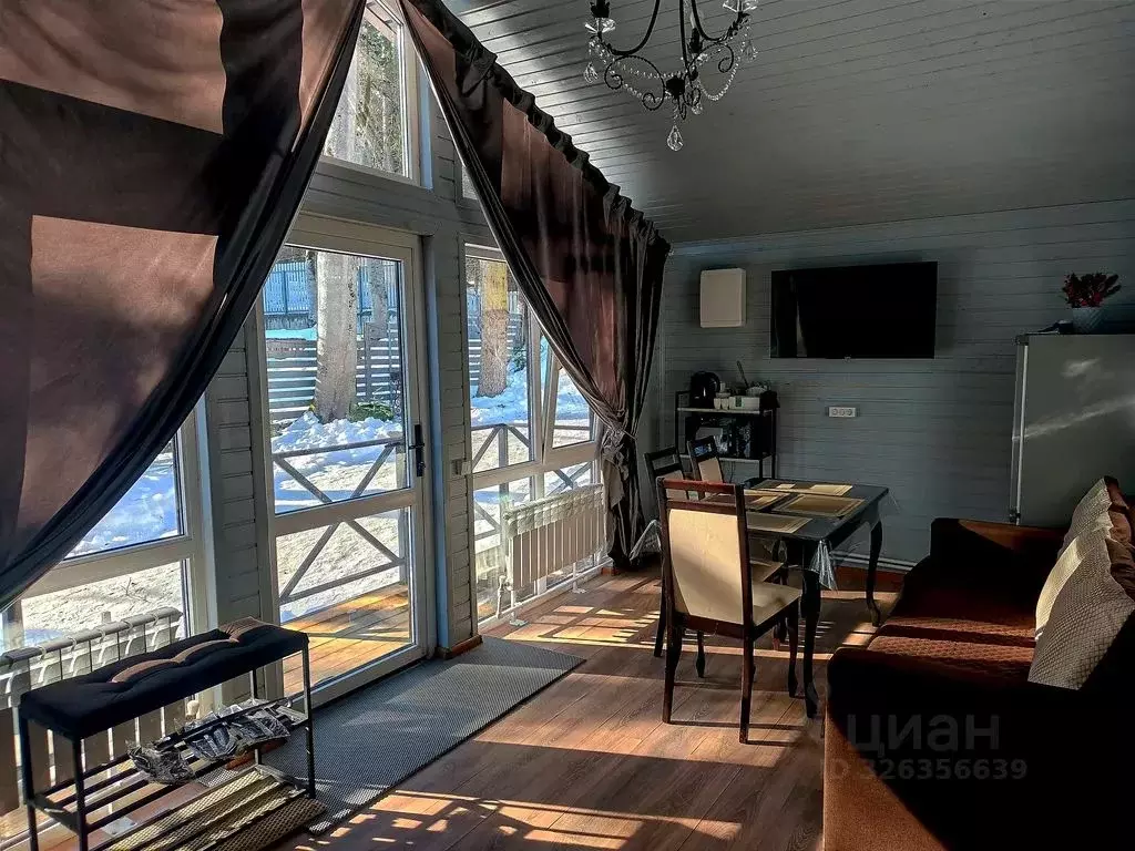 Дом в Карачаево-Черкесия, Зеленчукский район, с. Архыз ул. Банковская ... - Фото 2