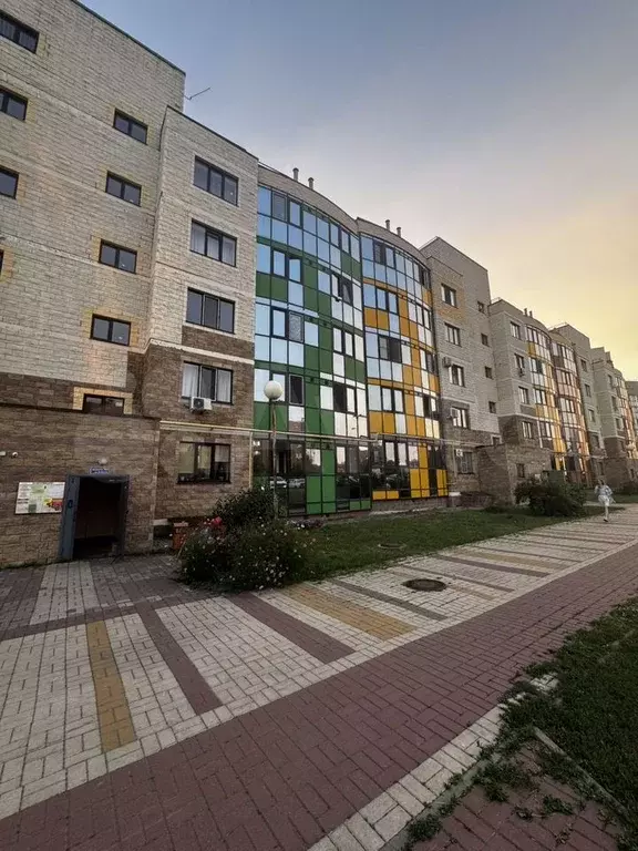 2-к. квартира, 55,8 м, 2/5 эт. - Фото 0