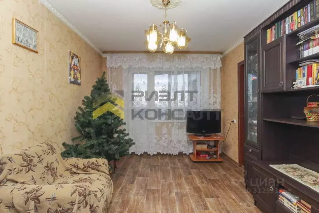 4-к кв. Омская область, Омск ул. Володарского, 122 (61.0 м) - Фото 0