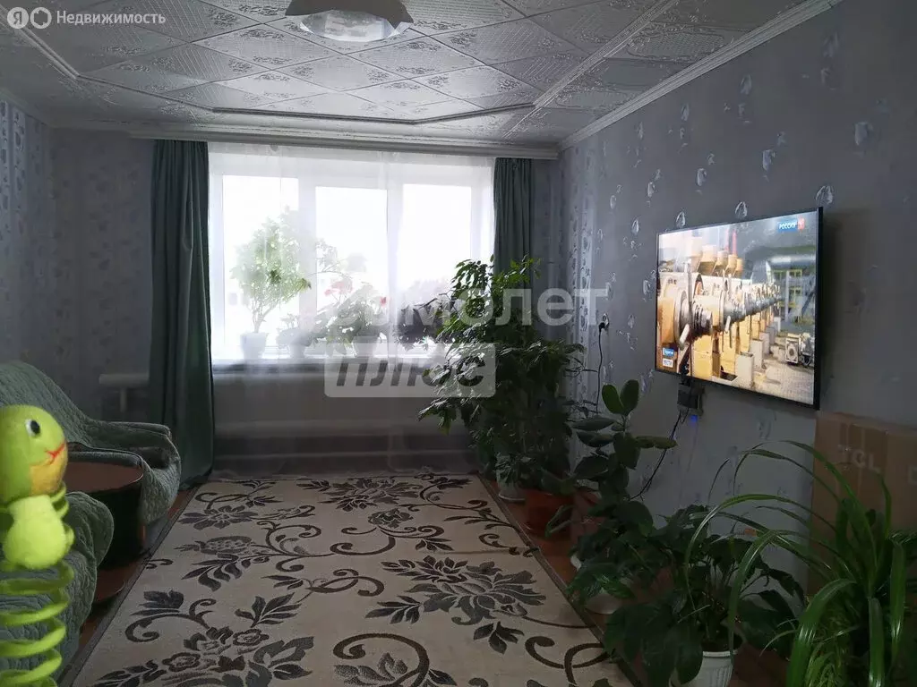 3-комнатная квартира: деревня Чистостем, улица Мира, 15 (64 м) - Фото 1