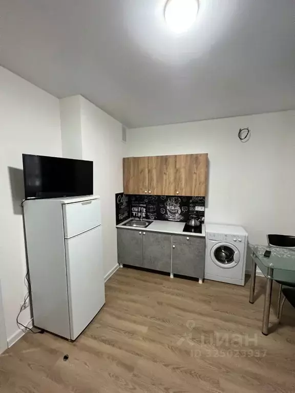 Студия Москва Сосенское поселение, просп. Куприна, 38к1 (20.9 м) - Фото 1