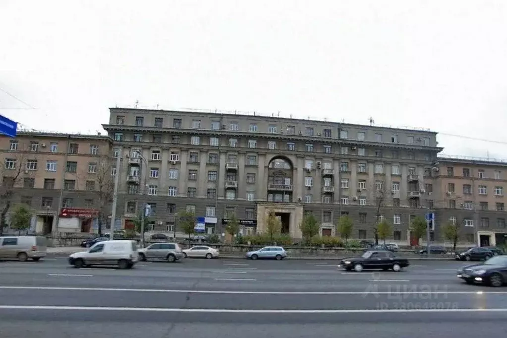 Помещение свободного назначения в Москва Кутузовский просп., 33 (426 ... - Фото 2