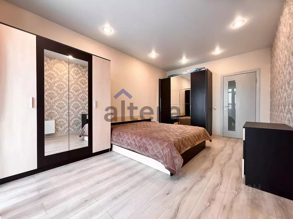 3-к кв. Татарстан, Казань ул. Зур Урам, 1К (95.0 м) - Фото 1