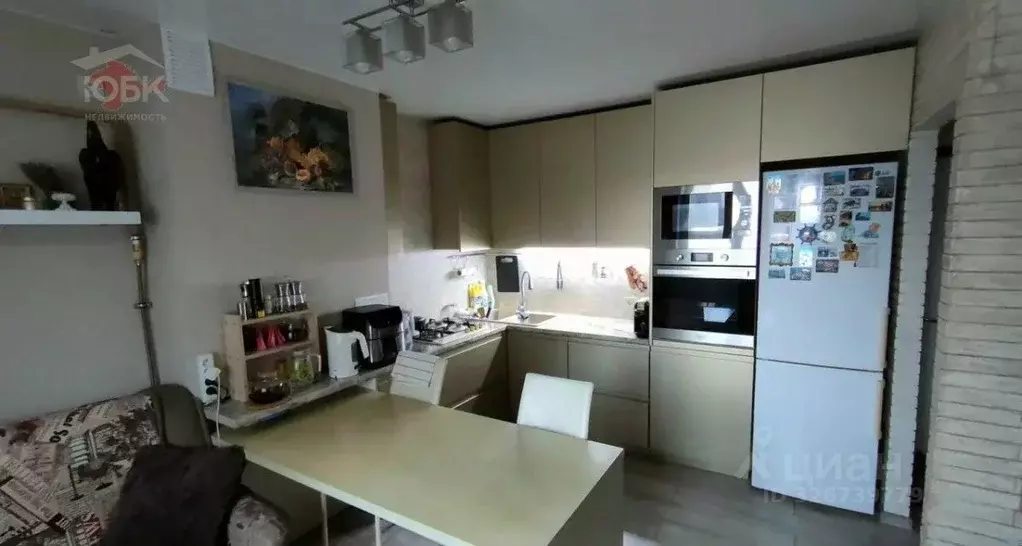 2-к кв. Крым, Евпатория просп. Победы, 87Бк1 (59.0 м) - Фото 1