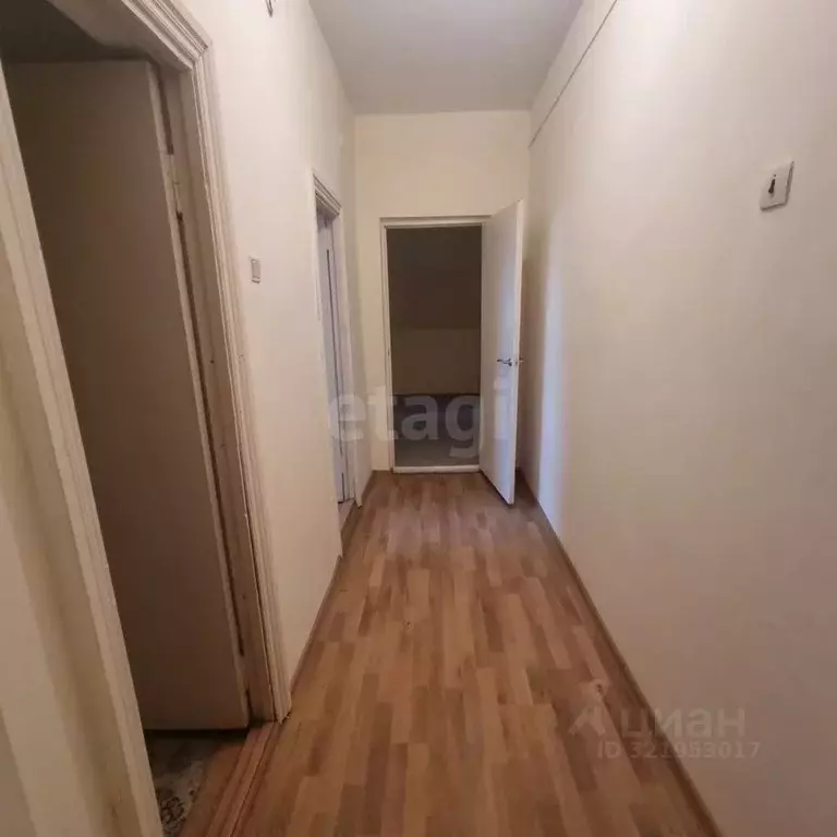 Офис в Северная Осетия, Владикавказ Черменское ш., 1 (39 м) - Фото 1