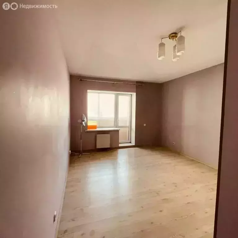 2-комнатная квартира: Екатеринбург, улица Крылова, 27 (77 м) - Фото 2