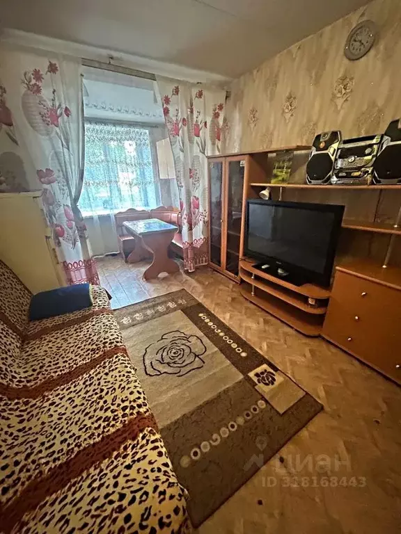 Комната Башкортостан, Салават ул. Губкина, 14 (16.2 м) - Фото 1