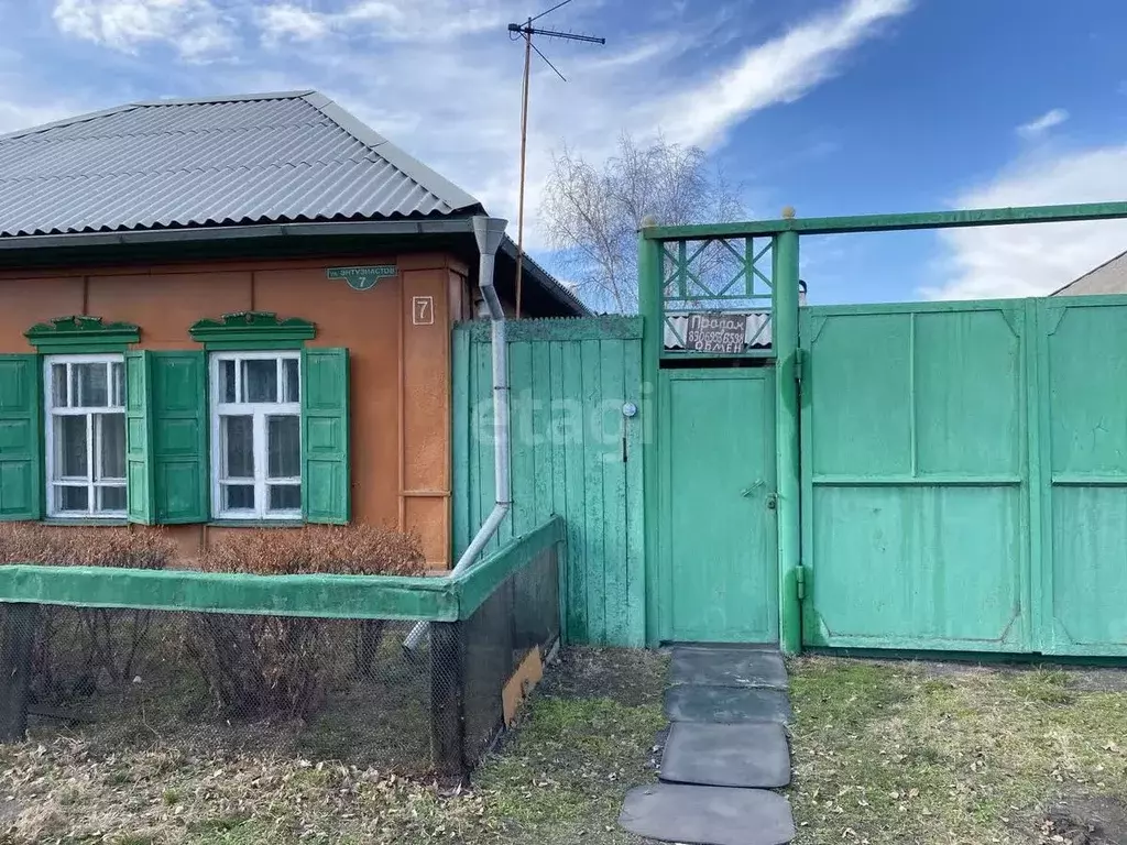 Дом в Хакасия, Черногорск ул. Энтузиастов (65 м) - Фото 0