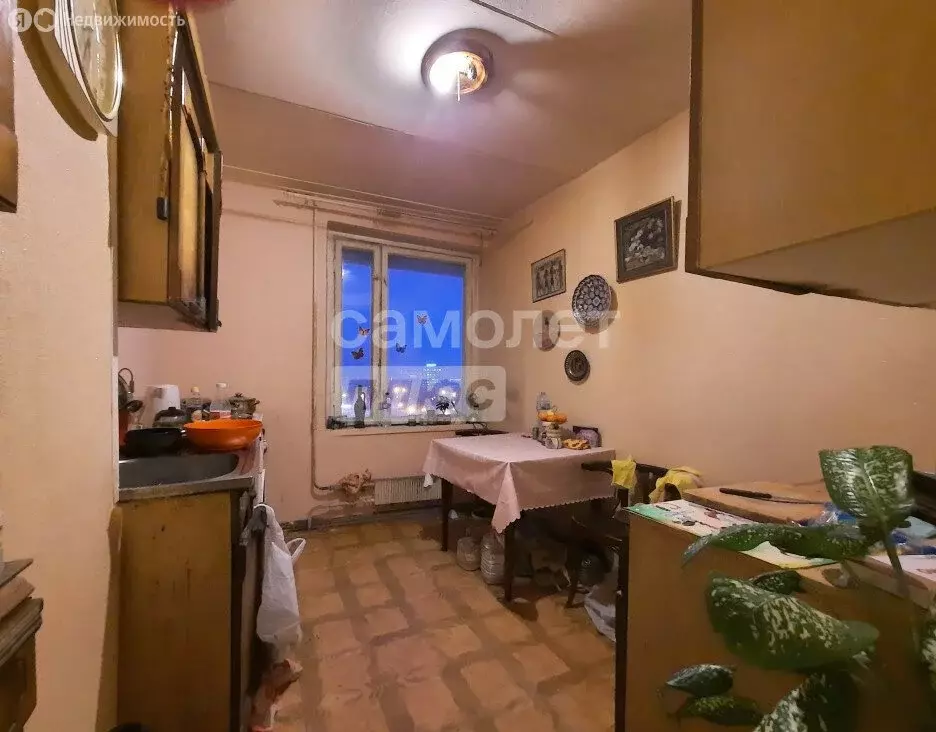 3-комнатная квартира: Москва, улица Серпуховский Вал, 6 (65 м) - Фото 1