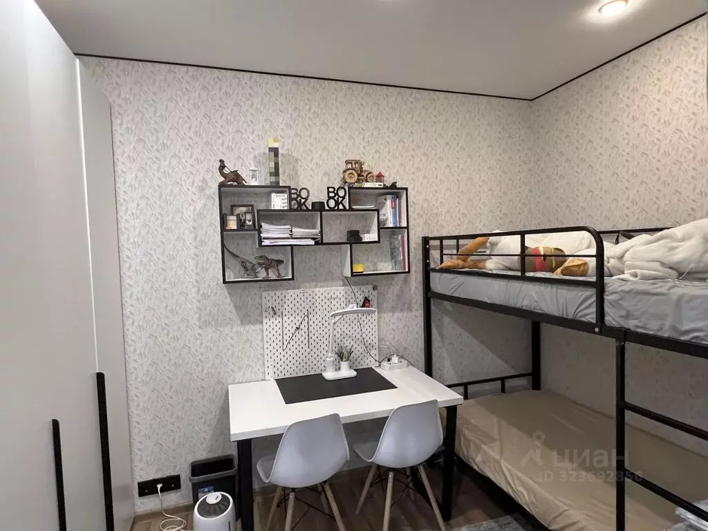 1-к кв. Московская область, Лобня ул. Жирохова, 3 (44.9 м) - Фото 2