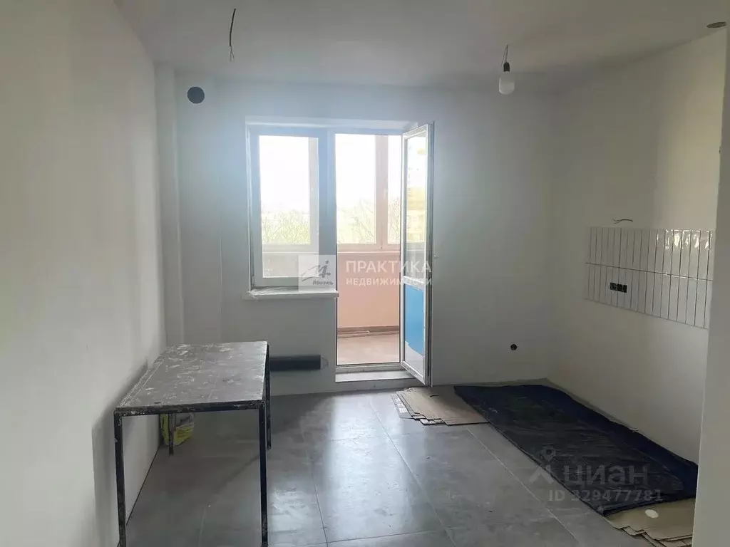 2-к кв. Московская область, Лобня ул. Чайковского, 3а (83.0 м) - Фото 1