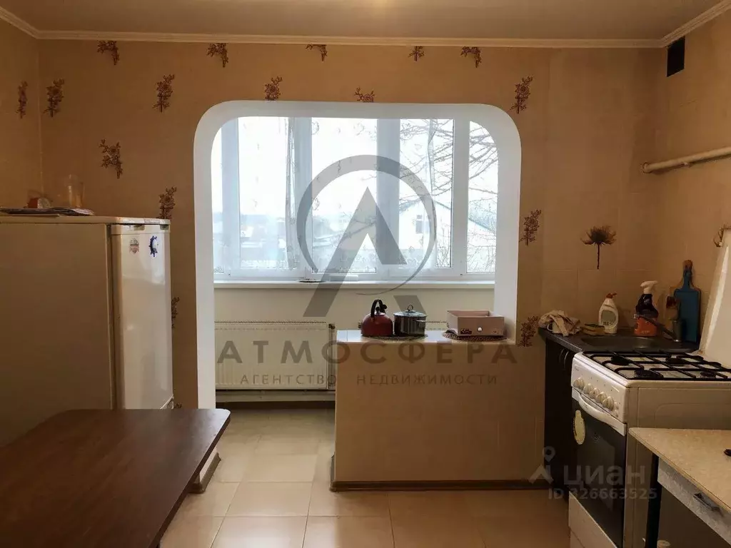 2-к кв. Краснодарский край, Хадыженск Апшеронский район, ул. Есенина ... - Фото 2