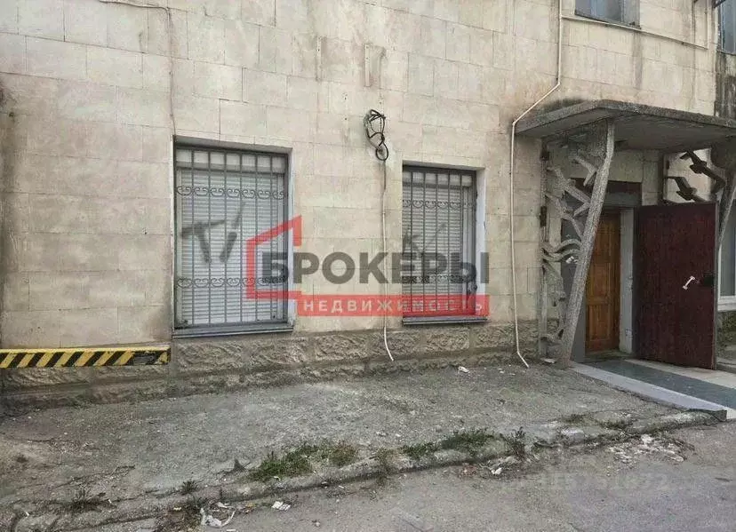 Офис в Севастополь ул. Очаковцев, 50 (12 м) - Фото 1