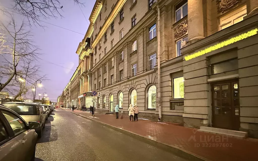 Торговая площадь в Санкт-Петербург Московский просп., 172 (70 м) - Фото 1
