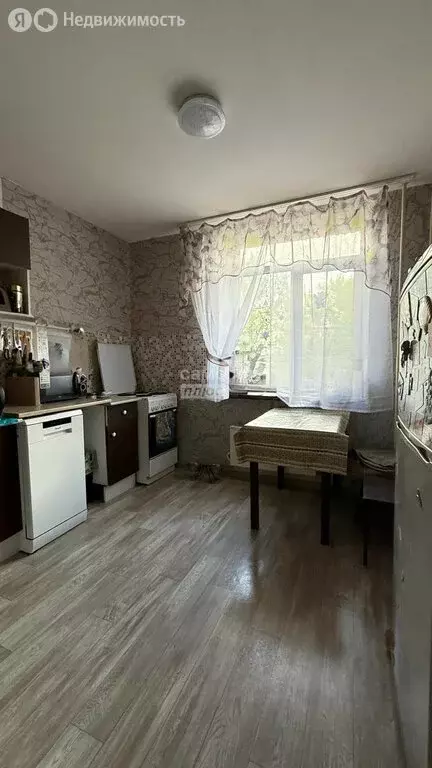 3-комнатная квартира: Воронеж, улица Грамши, 76 (81 м) - Фото 0