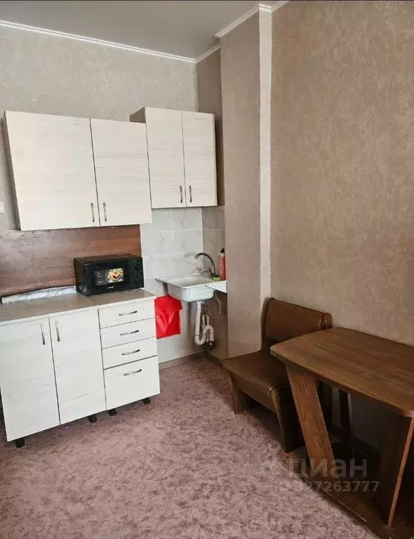 Студия Алтайский край, Бийск Советская ул., 180 (28.0 м) - Фото 1