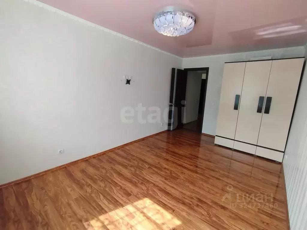 2-к кв. Саратовская область, Энгельс Степная ул., 55 (60.4 м) - Фото 0