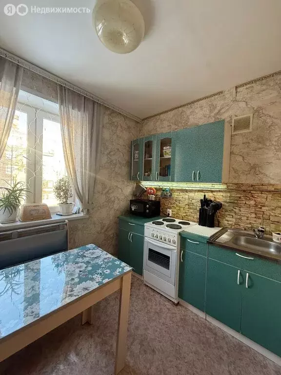 2-комнатная квартира: Братск, улица Янгеля, 163Б (39.8 м) - Фото 1