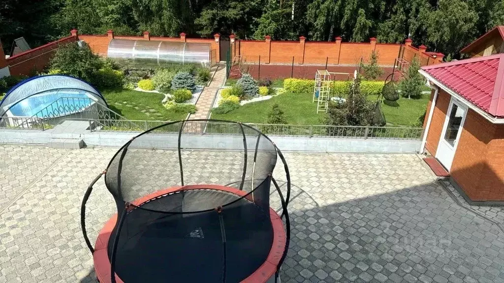 Дом в Красноярский край, Красноярск городской округ, пос. Элита ул. ... - Фото 1