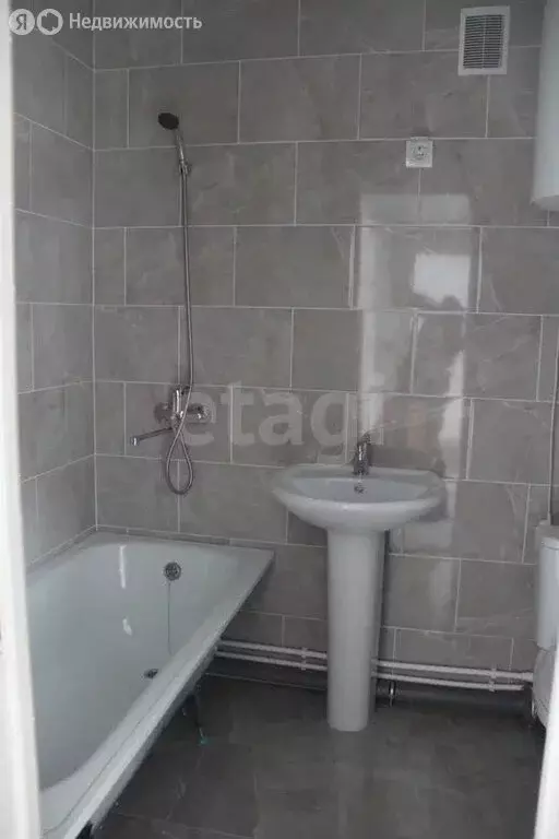 3-комнатная квартира: Ишим, улица Карла Маркса, 77Г (63.3 м) - Фото 2