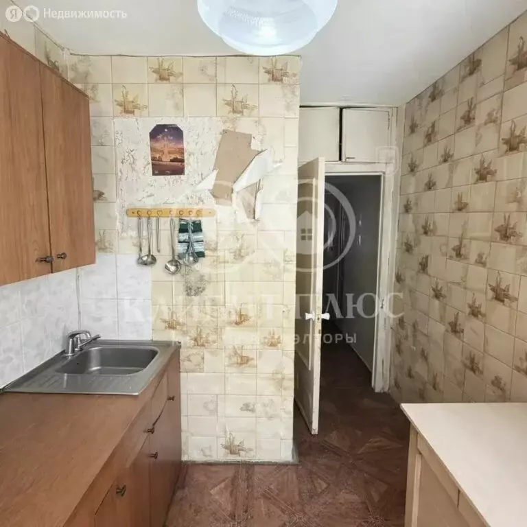 4-комнатная квартира: Корсаков, улица Калинина, 9 (60.8 м) - Фото 2