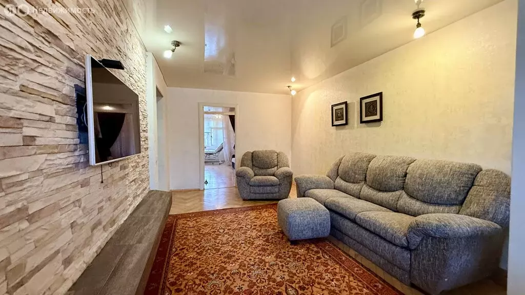 3-комнатная квартира: Сочи, микрорайон Гагарина, улица Чайковского, 6 ... - Фото 2