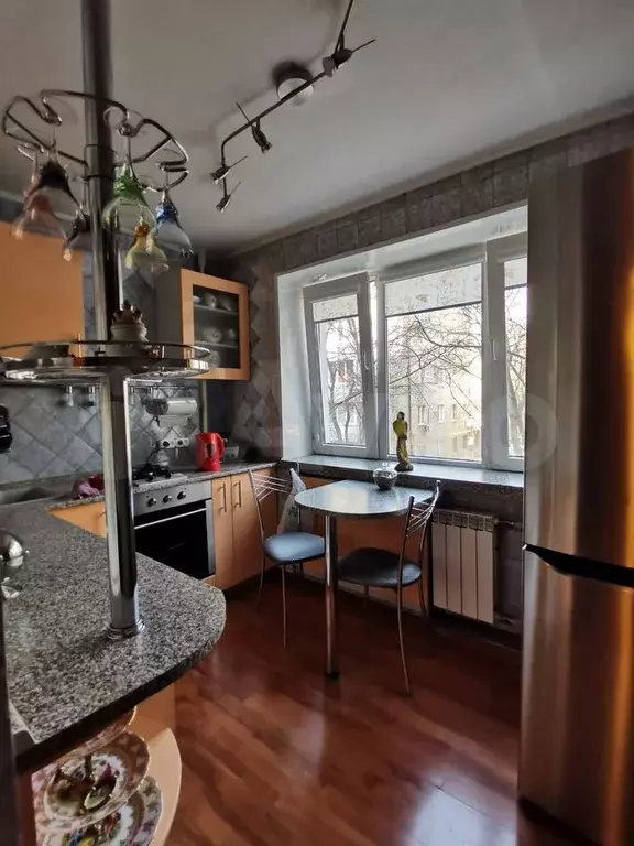 3-к. квартира, 63 м, 3/9 эт. - Фото 0