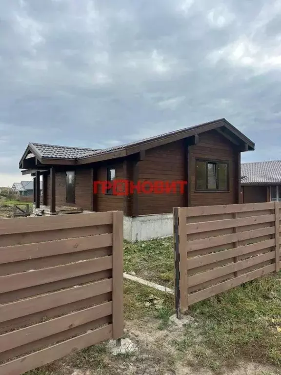 Дом в Новосибирская область, Мошковский район, пос. Октябрьский ... - Фото 1