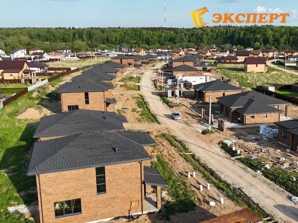 Дом в Калужская область, Боровский район, Кривское с/пос, д. Вашутино  ... - Фото 0