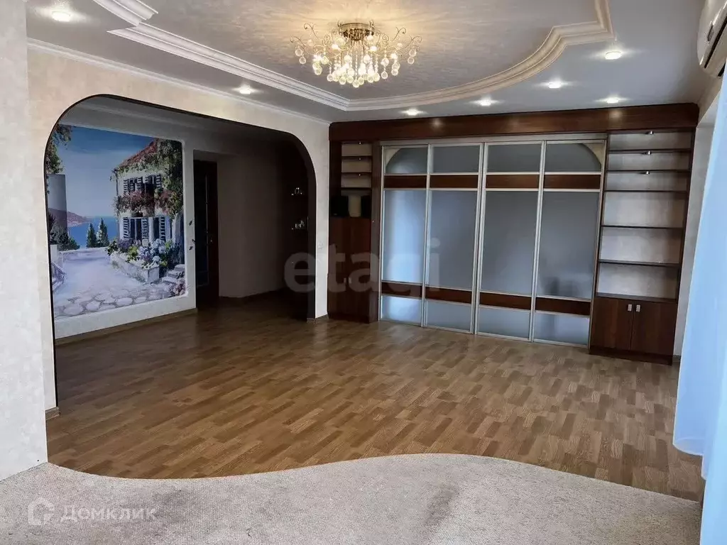 Продаётся 4-к квартира, 100 м - Фото 1