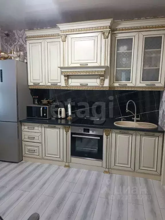 3-к кв. Ханты-Мансийский АО, Сургут ул. Рыбников, 33 (81.0 м) - Фото 0