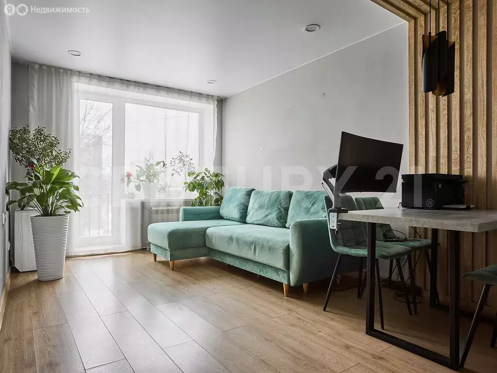 3-комнатная квартира: Санкт-Петербург, Замшина улица, 19 (55.8 м) - Фото 1