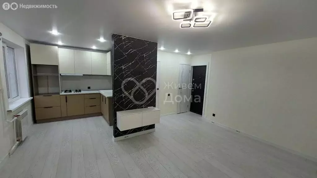 Квартира-студия: Волжский, проспект Дружбы, 14 (29 м) - Фото 1