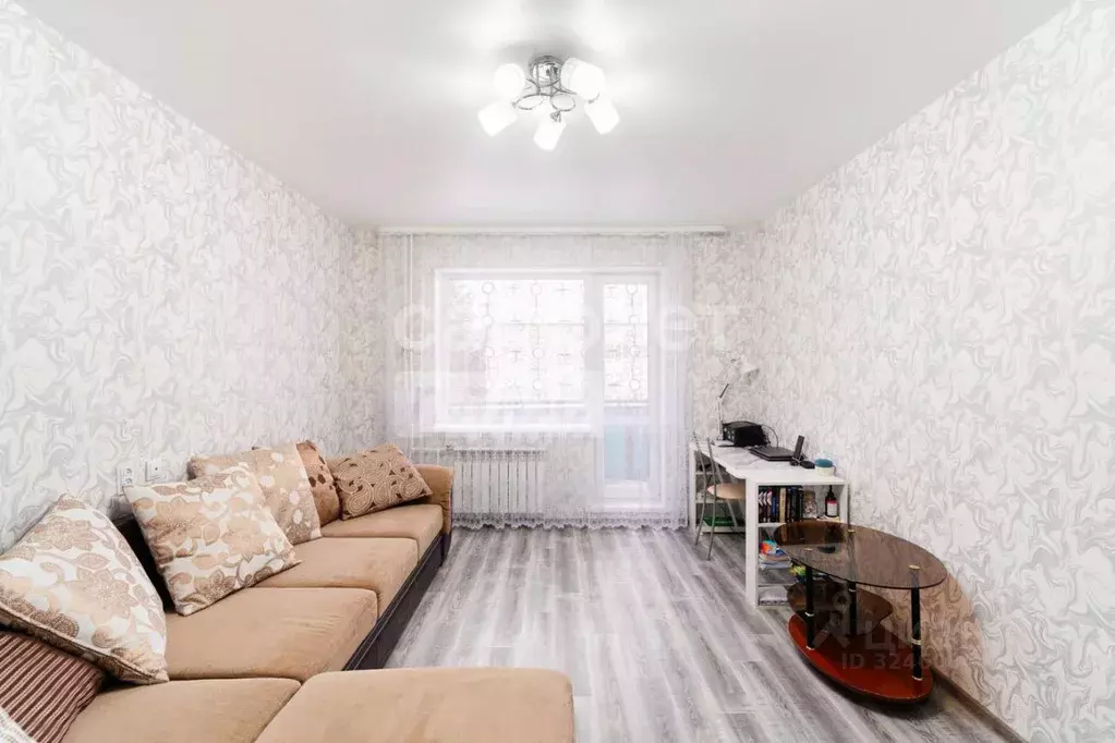 1-к кв. Омская область, Омск ул. Дианова, 7 (36.8 м) - Фото 2