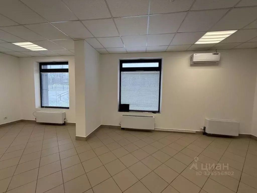 Офис в Татарстан, Казань ул. Братьев Батталовых, 20к1 (61 м) - Фото 1