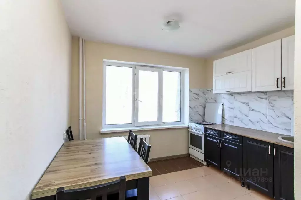 2-к кв. Тюменская область, Тюмень ул. Газовиков, 22 (54.0 м) - Фото 1