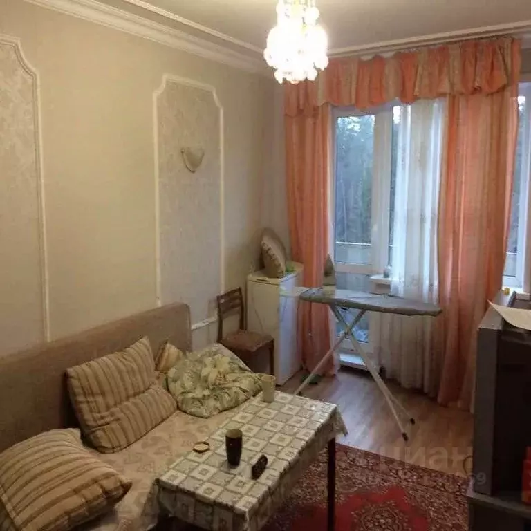 2-к кв. Иркутская область, Усть-Илимск ул. Героев Труда, 23 (43.6 м) - Фото 0